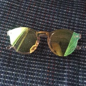 Cateye style sunglasses